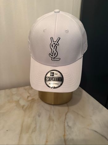 Casquette saint Laurent new era