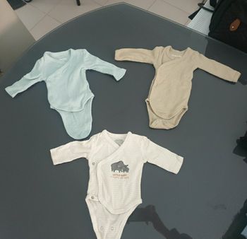 Lot de bodys taille Naissance