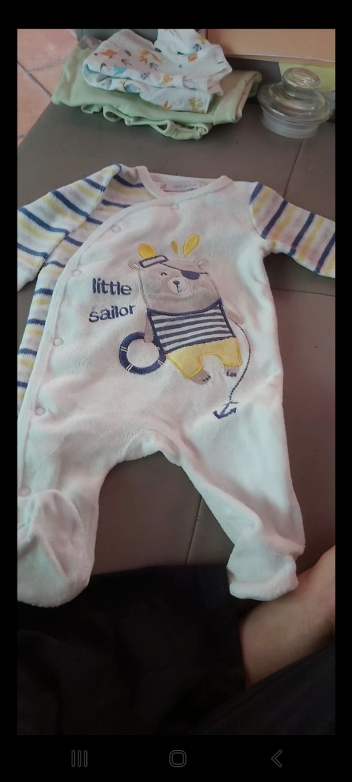 Pyjama ouverture devant 1 mois - photo numéro 2
