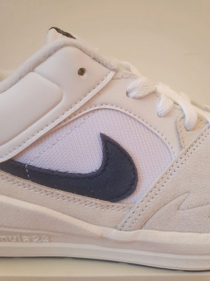 Nike Jordan Stadium (39) - photo numéro 4