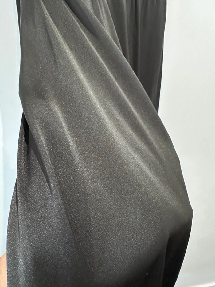 Robe noire - photo numéro 5