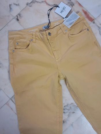 Liu Jo jean été moutarde T.42 neuf