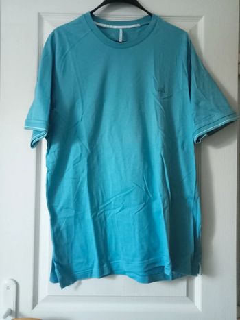 tee-shirt courtes manches taille L adidas