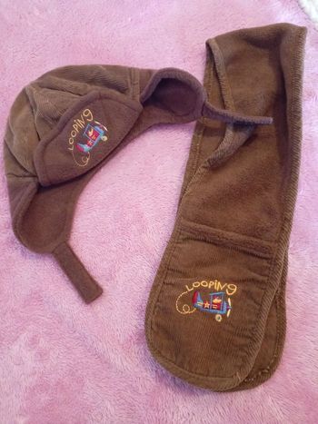 Écharpe bonnet