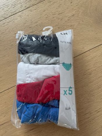 Lot de 5 slips 10/12 ans neufs