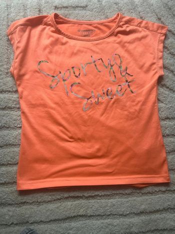 TEE shirt de sport pour fille