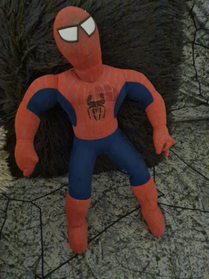 Peluche spiderman
