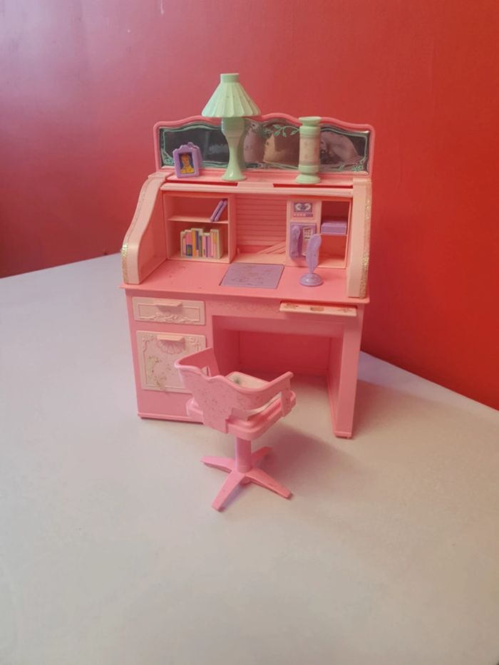 Bureau barbie vintage