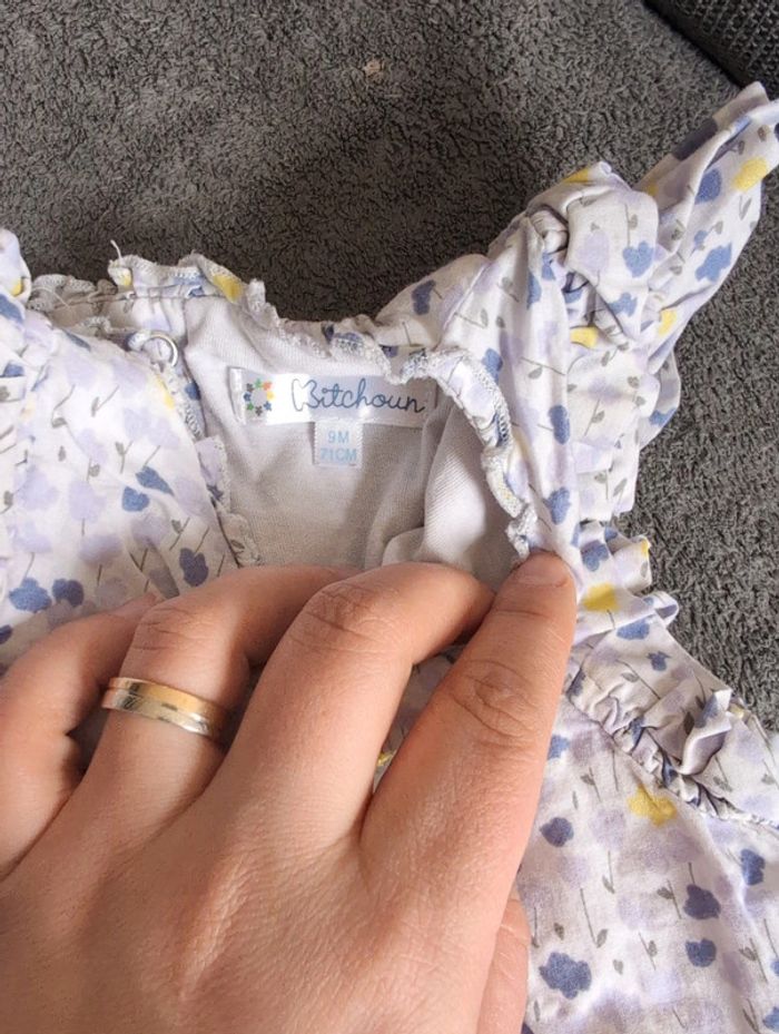 Robe avec bas intégré 9 mois - photo numéro 3