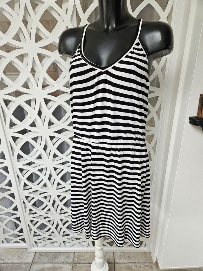 Robe d'été légère H&M – Rayures Marinières taille M - photo numéro 2