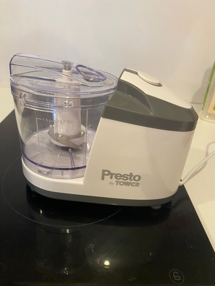 Mini hachoir 2 lames