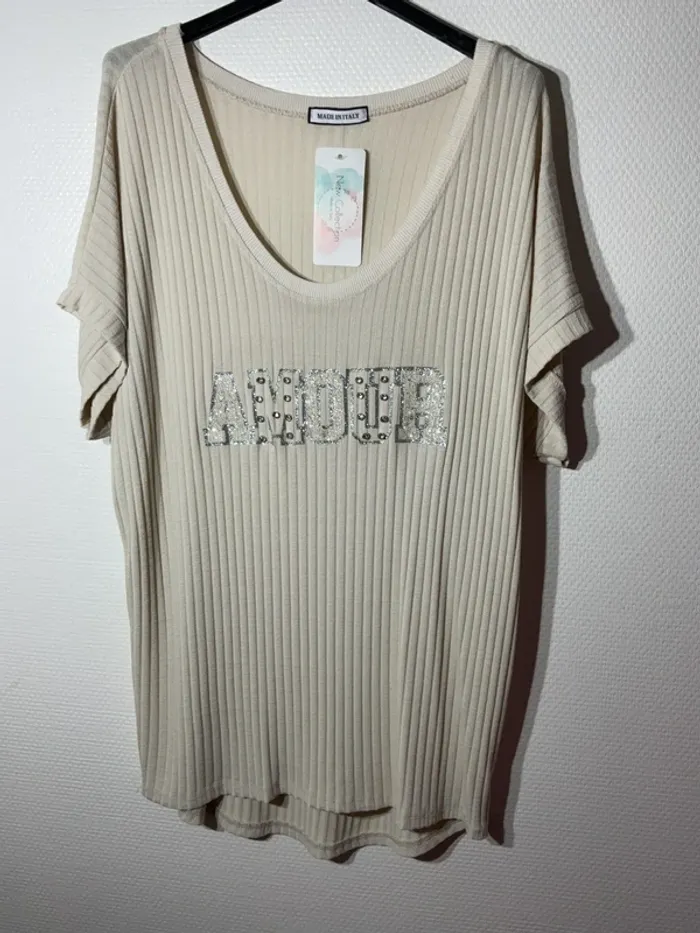 T-shirt « amour » femme taille unique (38-46)- E&F - neuf avec étiquette