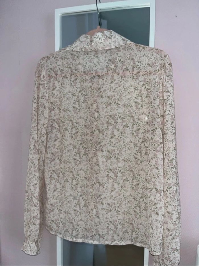 Chemise fleurie - neuve avec étiquette - photo numéro 5