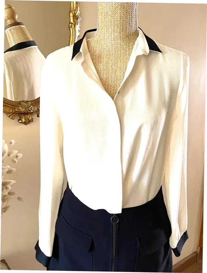 Sublime chemise blouse chic neuve Zara blanc écru et passementerie bordure noir - photo numéro 2
