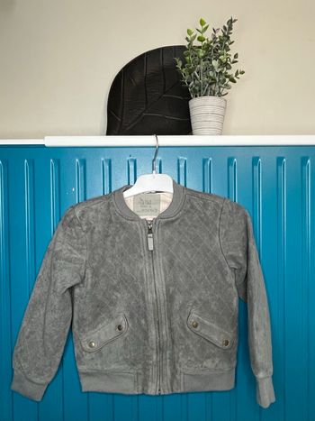 Veste tape à l’œil