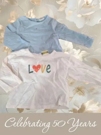 2 hauts 12 mois tape à l'œil