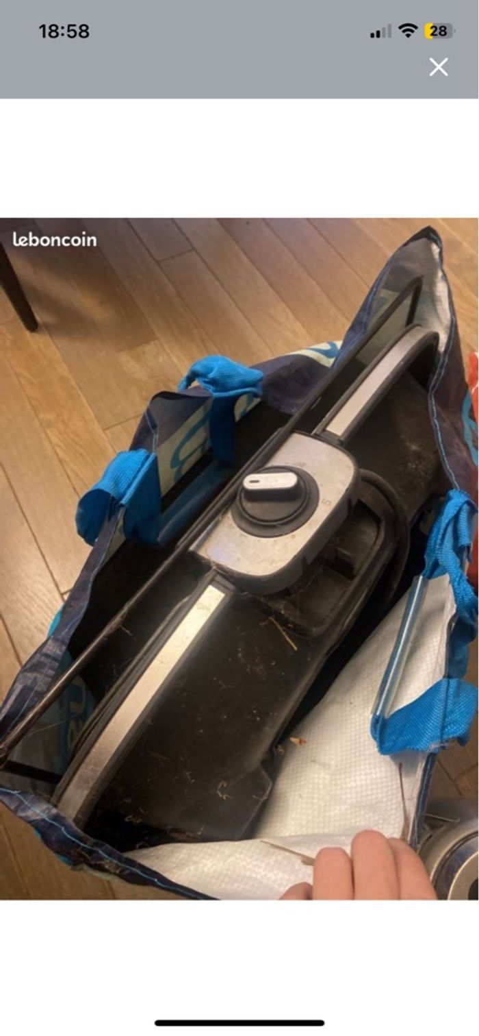 Fauteuil cuir magenta - photo numéro 3