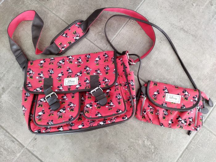 Sac bandoulière et pochette mickey Disney