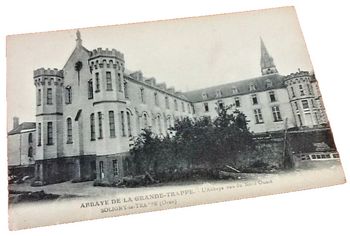 Carte postale ancienne  Soligny-La-Trappe  (Orne)   Abbaye de La Grande-Trappe L' Abbaye vue du Nord