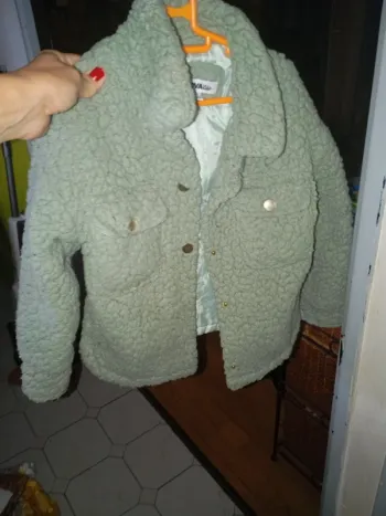 Blouson moumoute t 4 ans