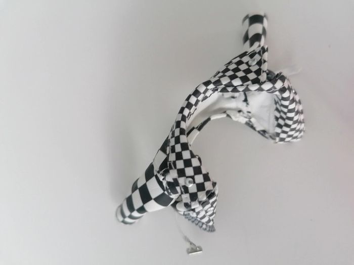 2 vêtements Barbie 👧🏻 - photo numéro 6