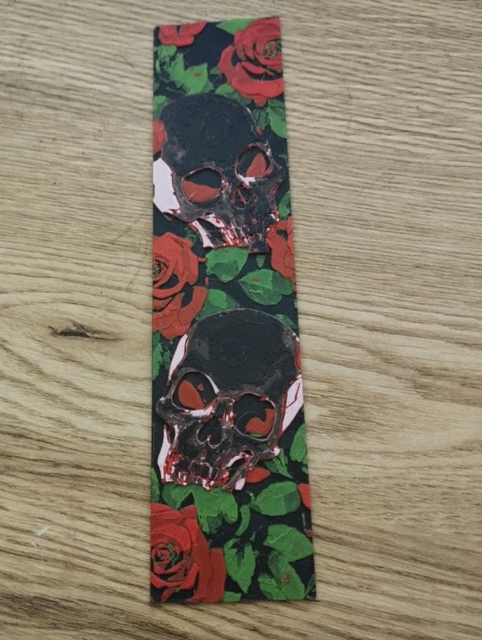 Marque page tête de mort florale - photo numéro 3