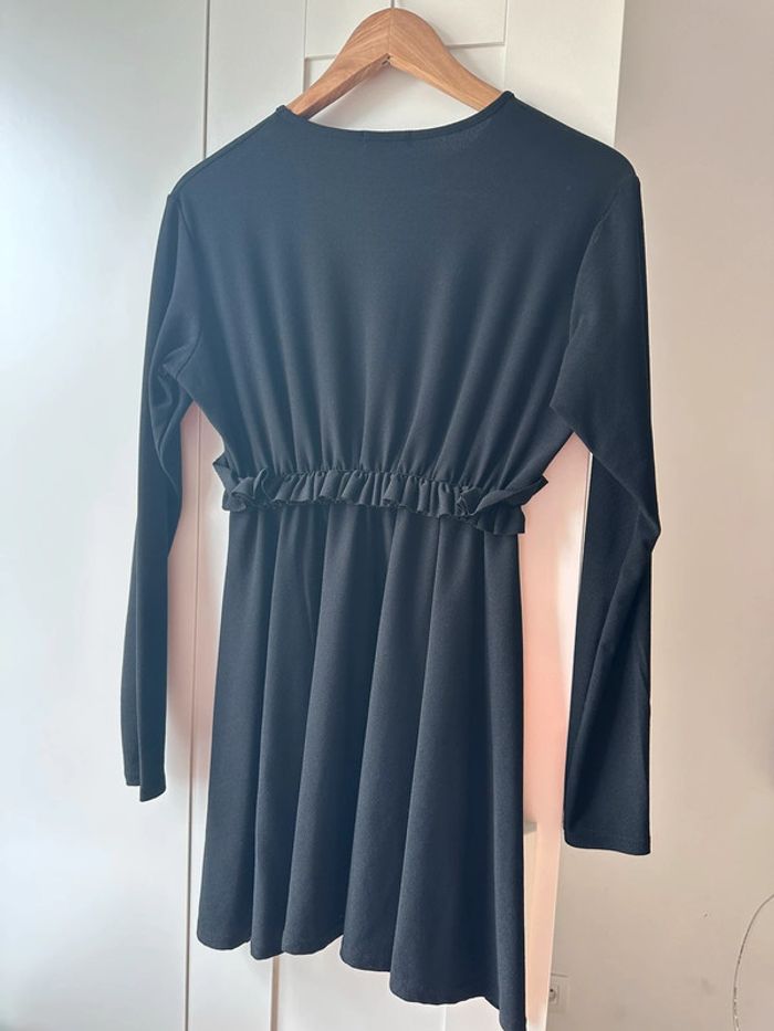 Petite robe noire - photo numéro 3