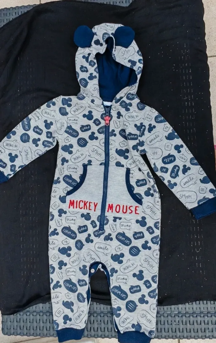 Combinaison Mickey Mouse à capuche garçon 12-18 mois - photo numéro 2