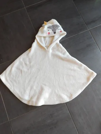 Cape renne 3/5 ans