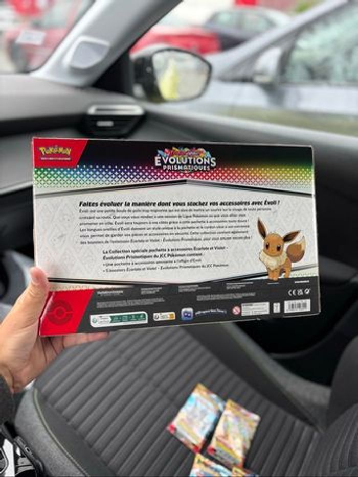 Pokémon Coffret Évoli Pochette Accessoires prismatiques + 5 Boosters Écarlate et Violet Évolutions Prismatic Pokémon TCG Cartes NEUF - photo numéro 2