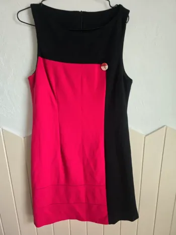 Robe chic rose et noire