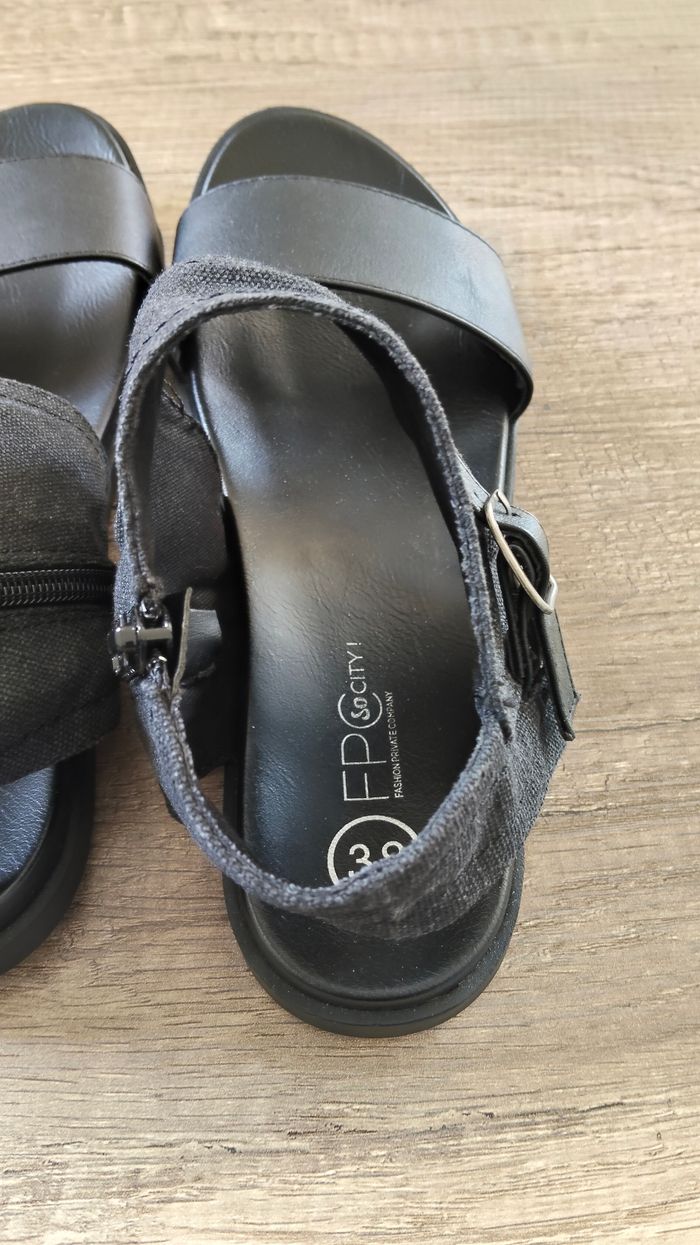 Chaussures femme neuves taille 38 - photo numéro 5