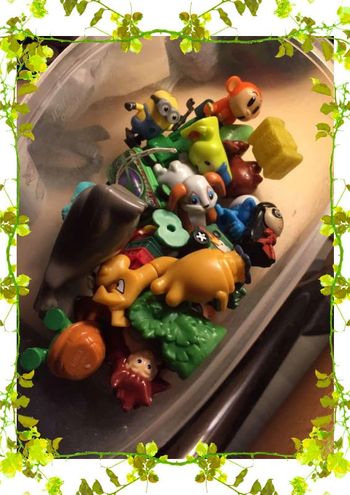 Figurines KInder Surprise