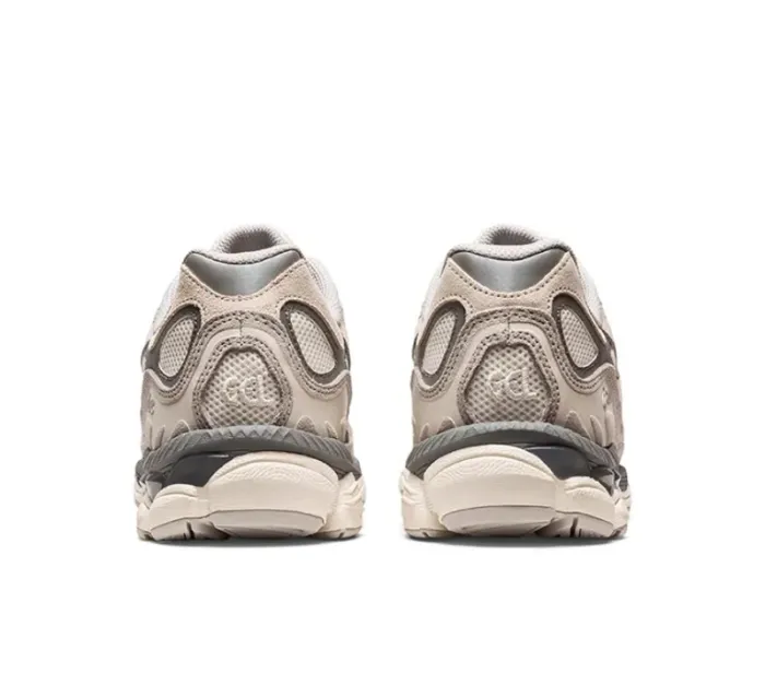 ASICS Gel-Nimbus 9 'Oatmeal Pure Silver' Taille 40 - photo numéro 2