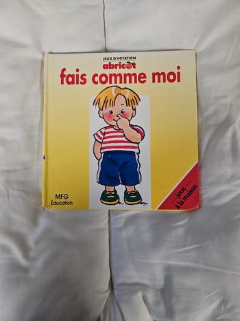 Livre "Fais comme moi"