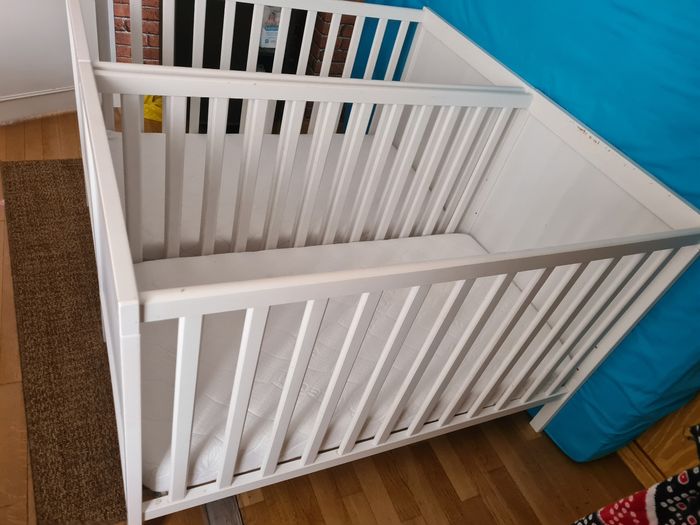 Lit bébé à barreaux Ikea - photo numéro 3