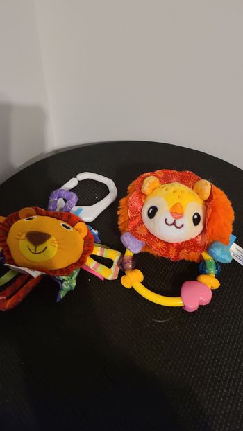 Hochet Malo P'tit renardeau vtech Hochet d'éveil Lion Logan