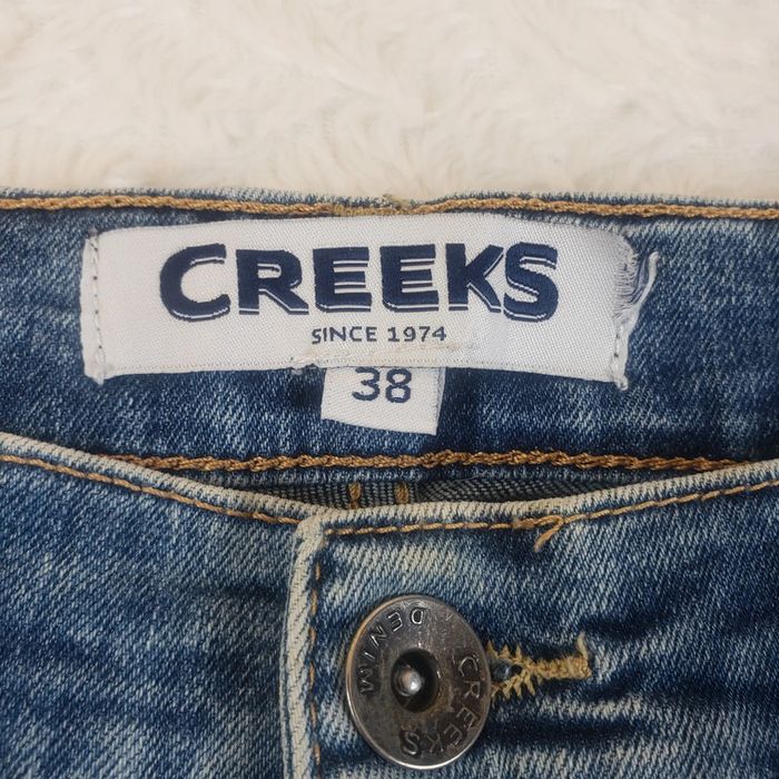 Jean's troué Creeks taille 38 - photo numéro 6