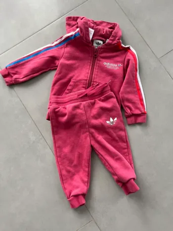 Ensemble rose adidas 9-12 mois