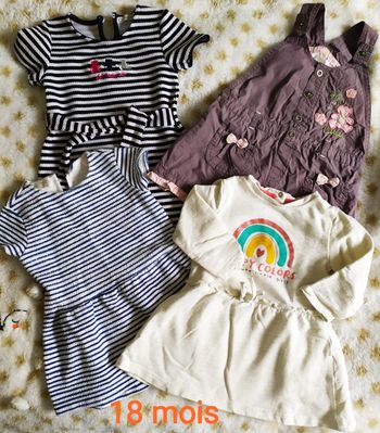 Robes 18 mois
