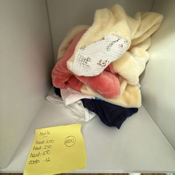 lots de vêtements
