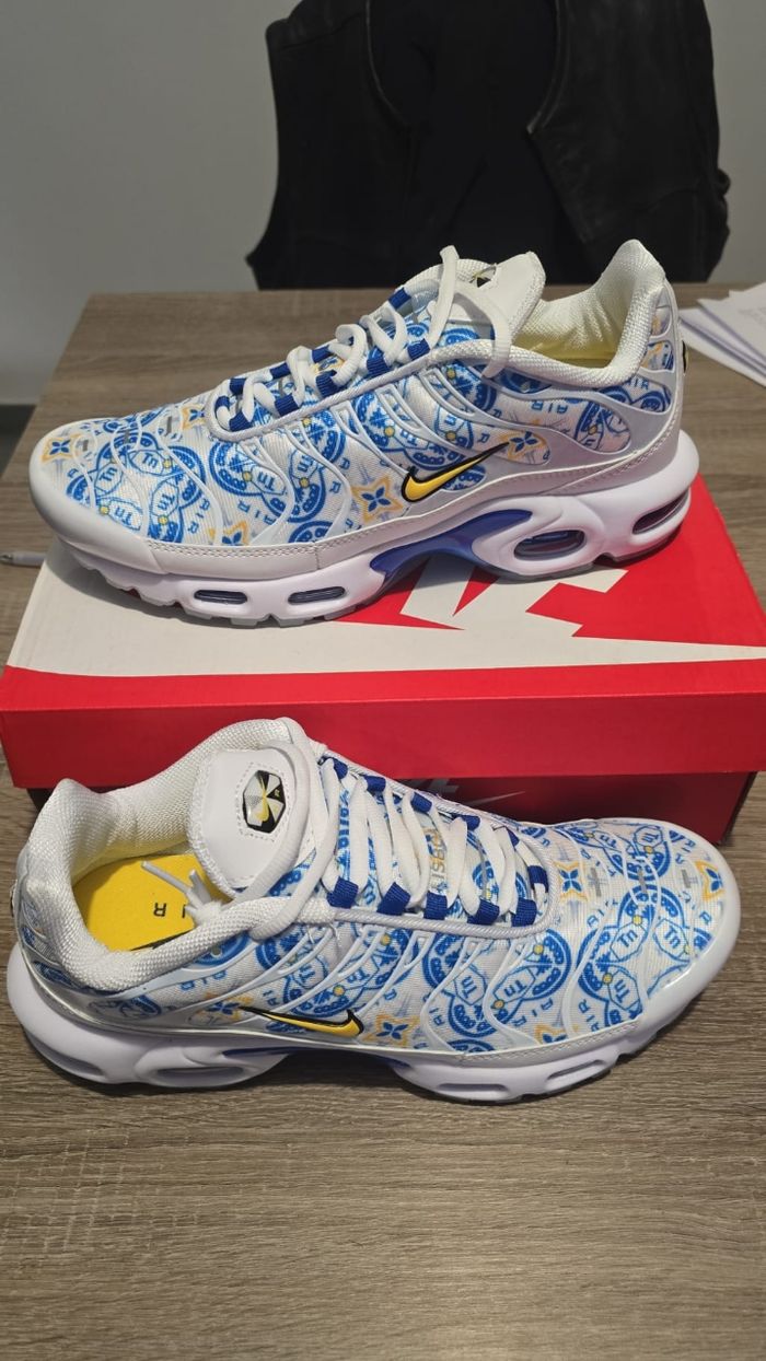 Nike TN Lisboa toutes neuves