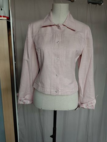 Très jolie veste femme T 3 