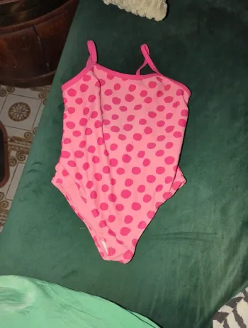 Maillot de bain une pièce à pois