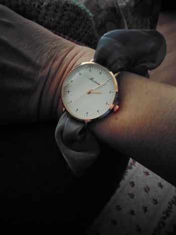 Montre avec bracelet en tissu