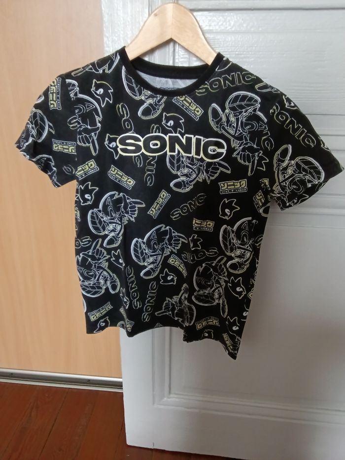 Tee-shirt sonic noir et multicolore