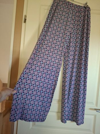 Pantalon large et fluide motifs géométriques neuf