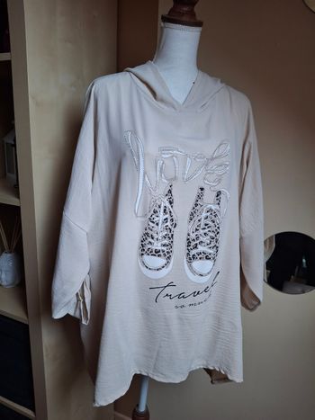 Tunique longue capuche grande taille baskets neuve