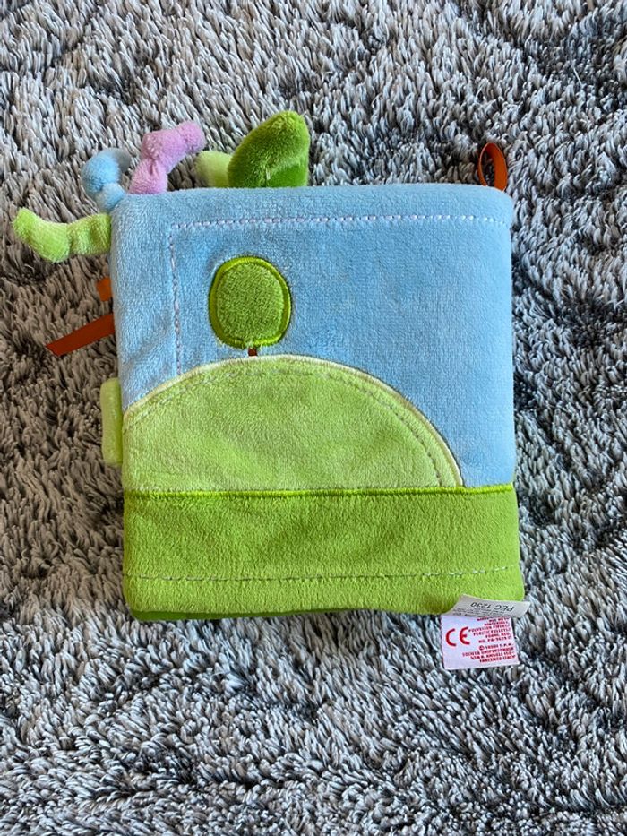 Livre d’éveil sensoriel - photo numéro 6