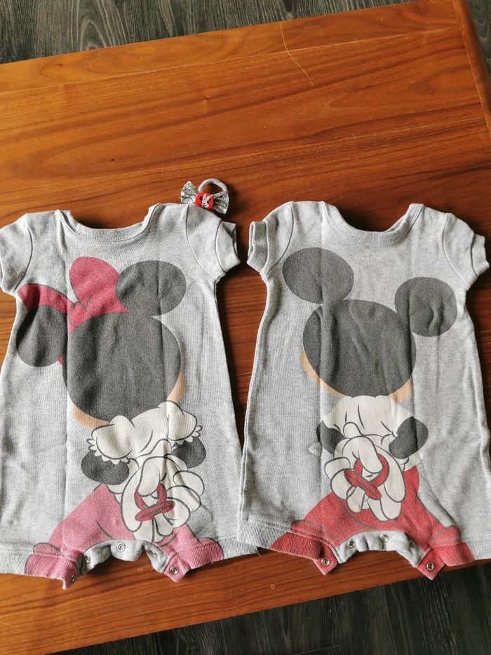 Barboteuses Disney Mickey Minnie 6 mois Jumeaux - photo numéro 4